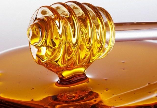  comment faire des masques capillaires faits maison avec du miel