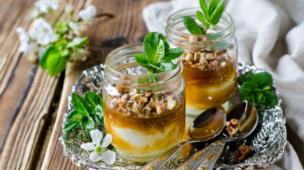  Délicieux dessert noix-miel en pots