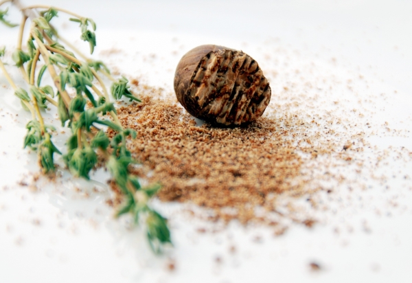  Propriétés et contre-indications utiles de la noix de muscade, à utiliser dans les recettes de la médecine traditionnelle et de la cuisine